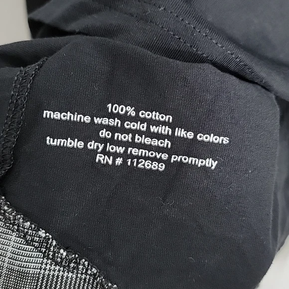 Buckle Black Plaid Accent Longsleeve Tee L - Picture 6 of 6